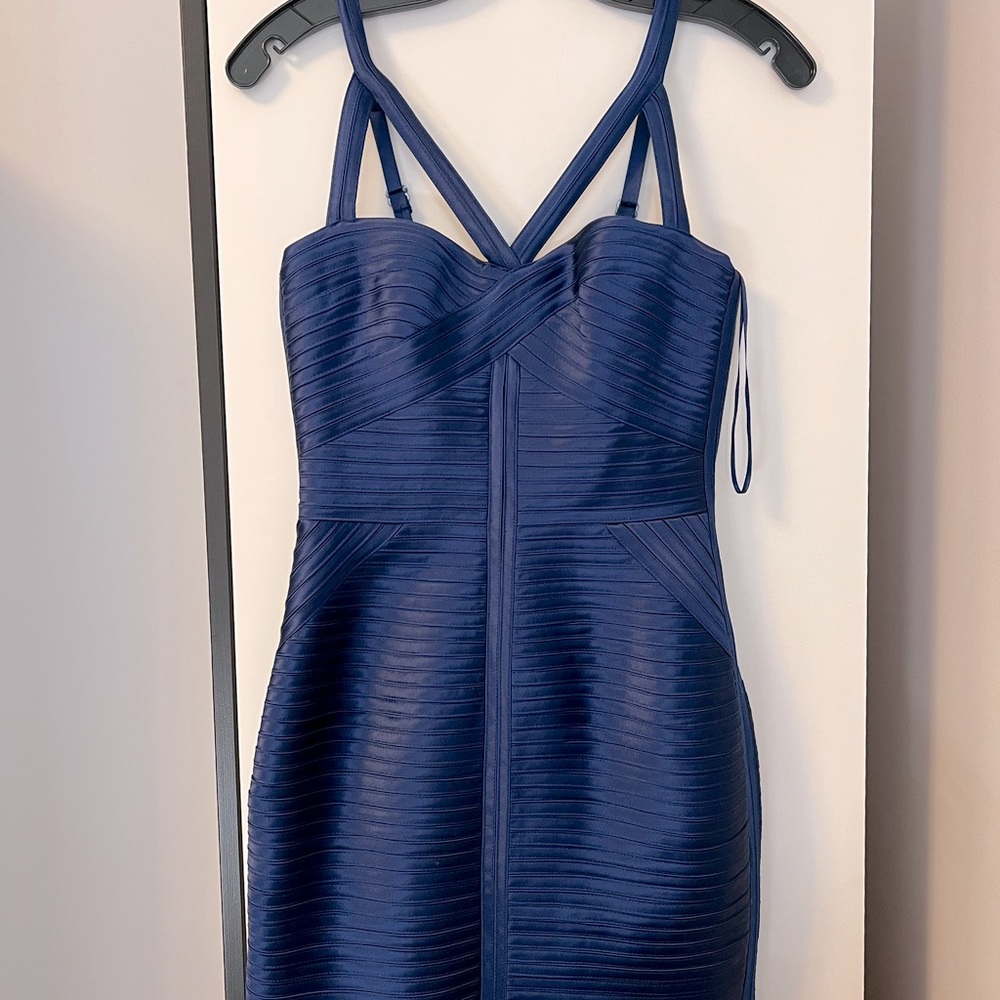 NWOT BCBG size 4 blue mini dress
